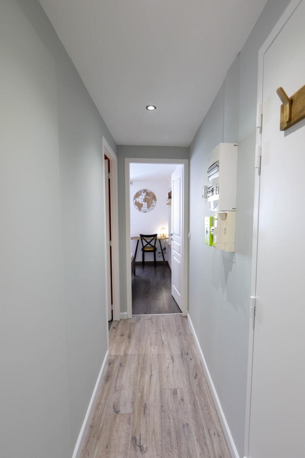 A L'Aventure ! Joli T2 Avec Balcon Centre Ville Annecy Exterior foto