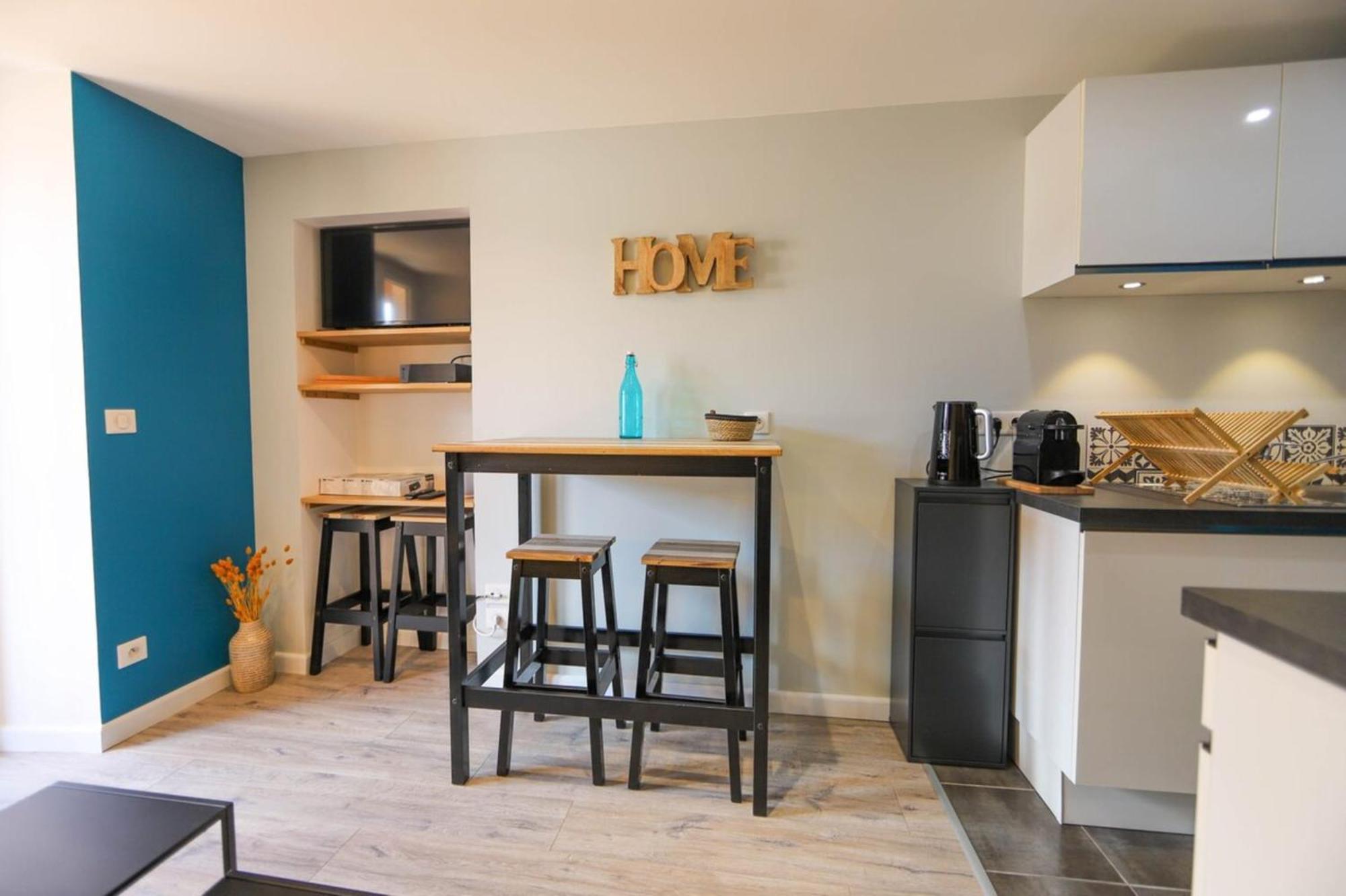 A L'Aventure ! Joli T2 Avec Balcon Centre Ville Annecy Exterior foto