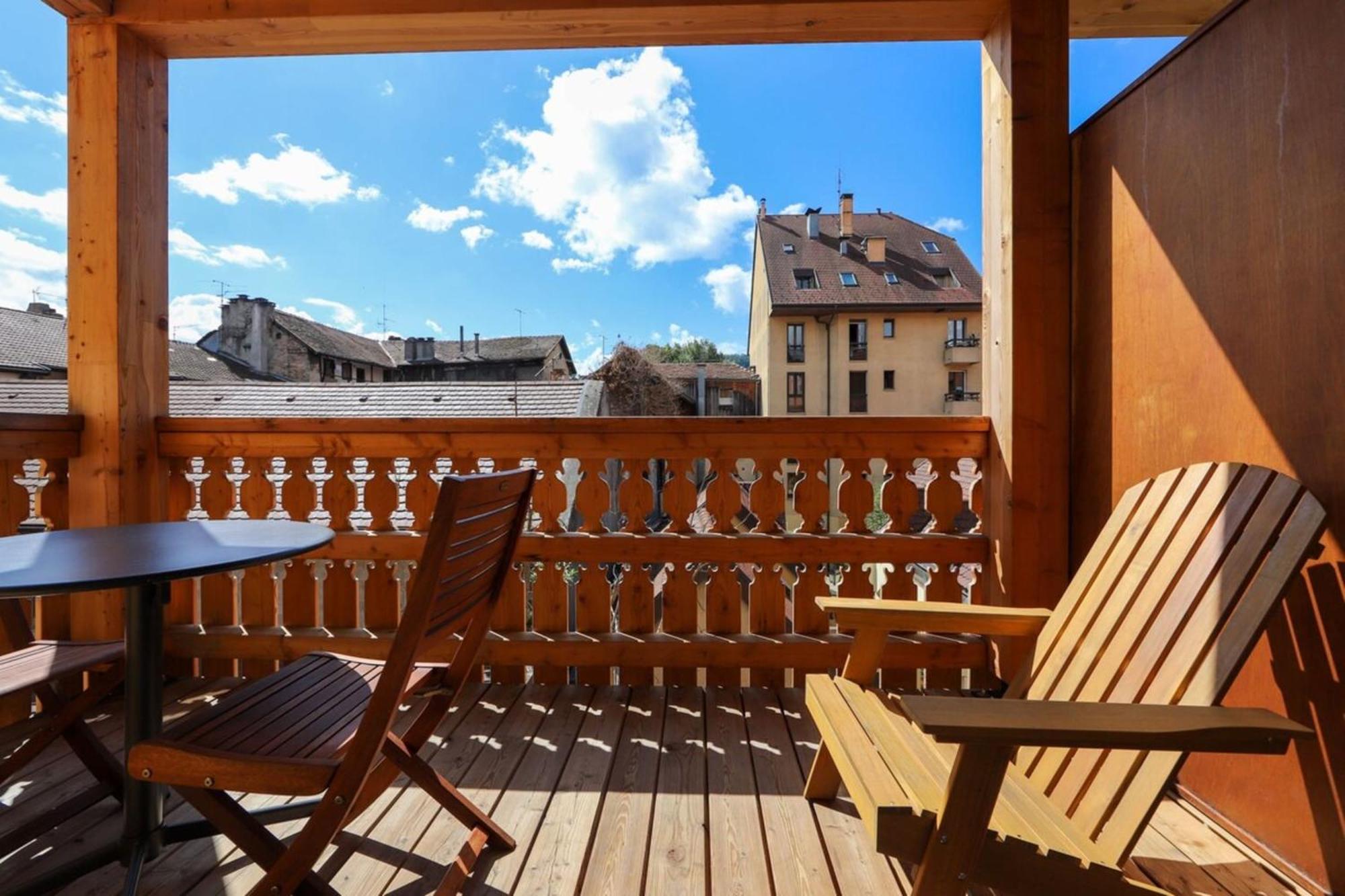 A L'Aventure ! Joli T2 Avec Balcon Centre Ville Annecy Exterior foto